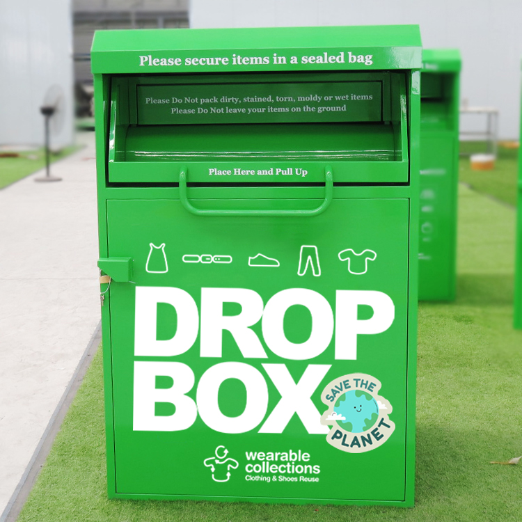 Orinasa fanodinana akanjo sy kiraro vita amin'ny lamba ambongadiny