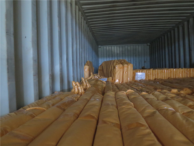 Ящик для пожертвований одежды (3)