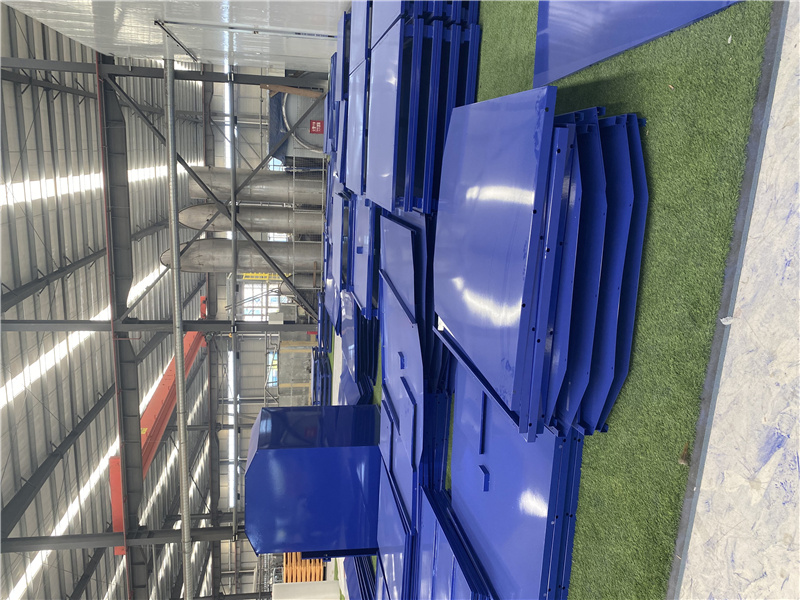 Ящик для пожертвований одежды (4)