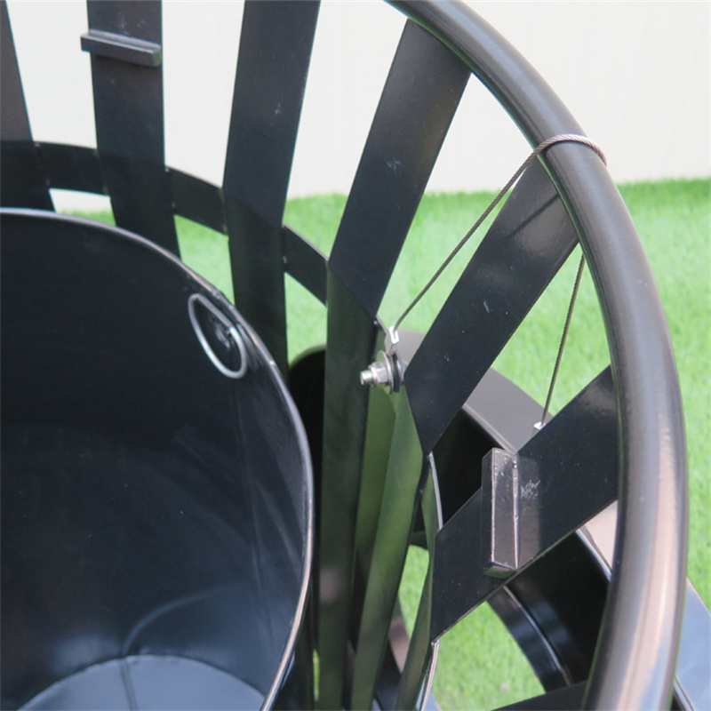 रेन बोनेट लिड १३ सह घाऊक काळा ३८ गॅलन आउटडोअर मेटल स्लॅटेड कचरा कॅन रिसेप्टेकल