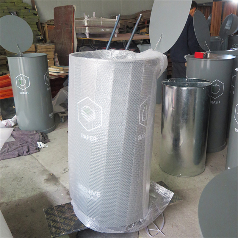 Factory Wholesale Outdoor Commercial Metal Street litter bin With lid 14